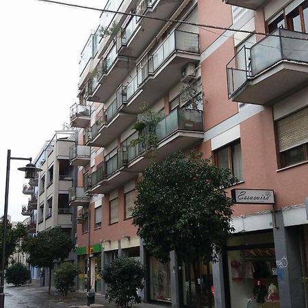 Le Stanze Di Bruno Bed & Breakfast Pescara Exterior photo